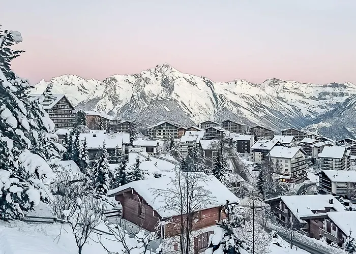 Woovim 14-3 By Interhome Chalet